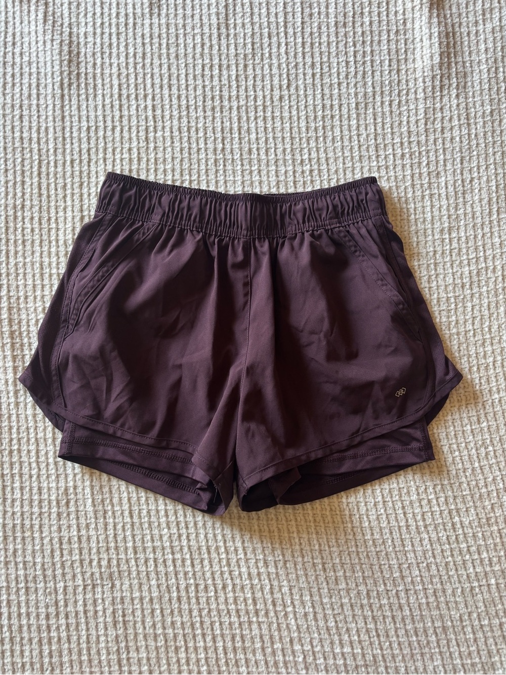 LEG3ND Women’s Plum Lined Running Shorts Size Medium
